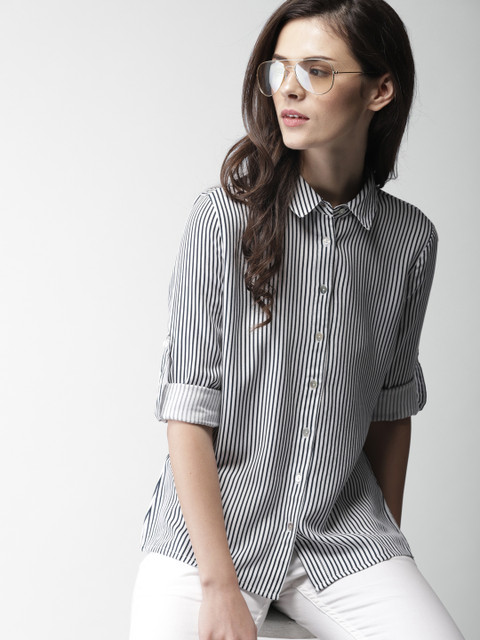 

Mast & Harbour Women White & Navy Regular Fit Striped Casual Shirt
