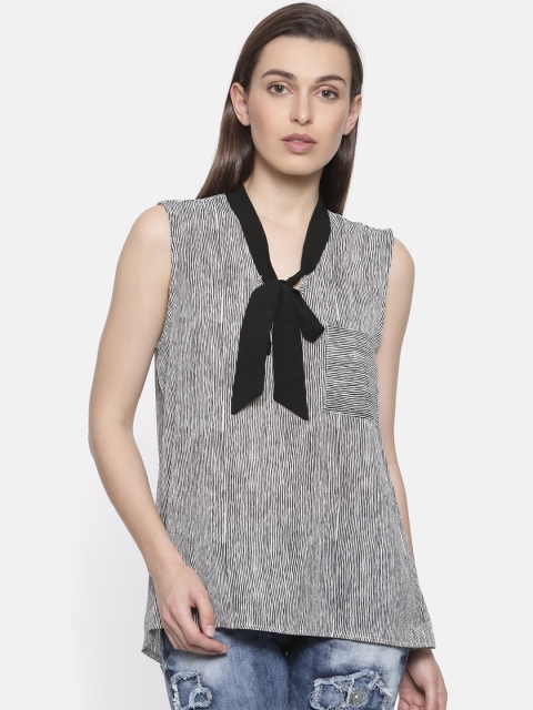 

Ginger by Lifestyle Women Black Striped Top