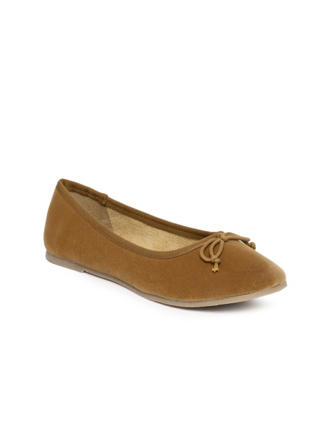 

Carlton London Women Brown Solid Ballerinas