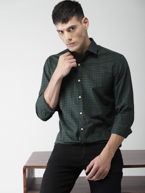

INVICTUS Men Olive Green & Black Slim Fit Checked Semiformal Shirt