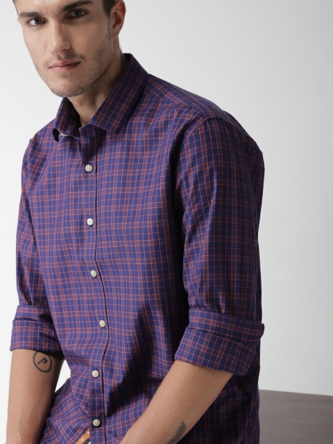 

INVICTUS Men Navy Blue & Orange Slim Fit Checked Casual Shirt