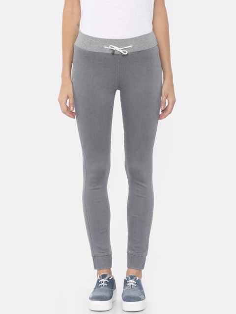 

Pepe Jeans Women Grey Regular Fit Solid Joggers