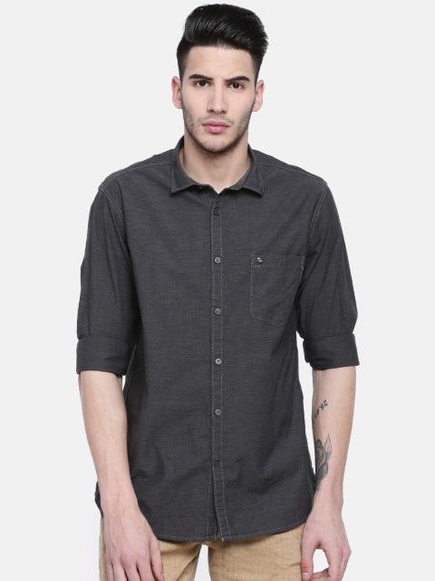 

Oxemberg Men Charcoal Grey Slim Fit Solid Casual Shirt