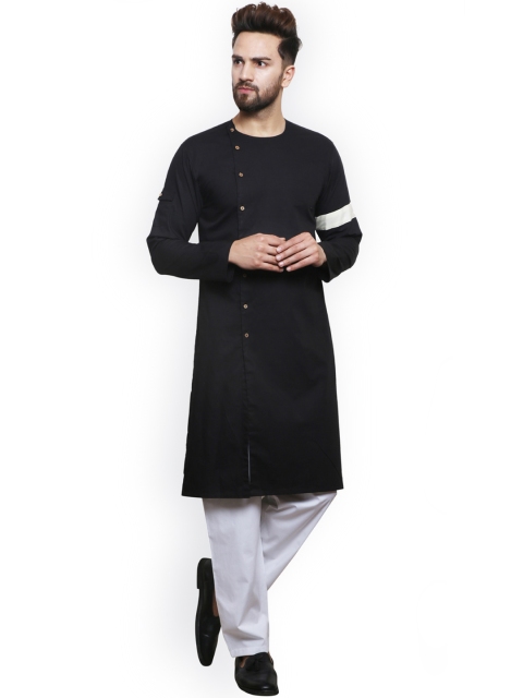 

Zotw Men Black Solid Straight Kurta