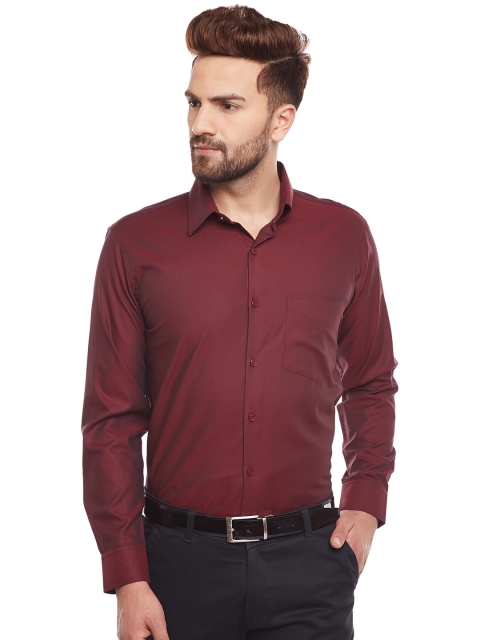

Hancock Men Maroon Slim Fit Solid Formal Shirt