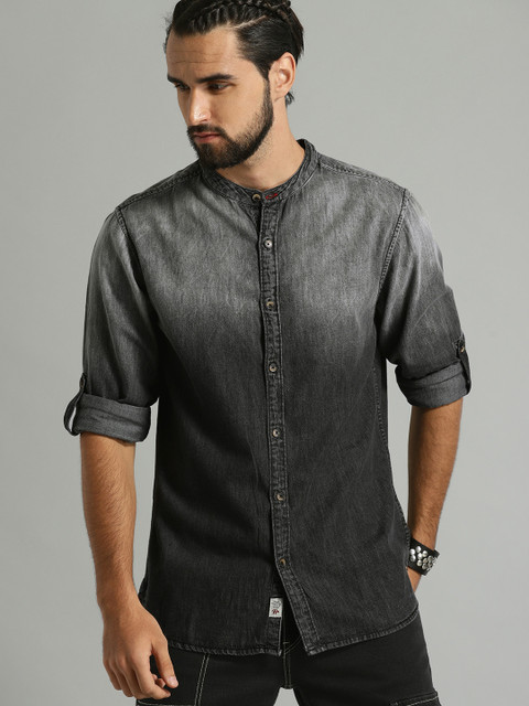 

Roadster Men Black Regular Fit Faded Casual Shirt