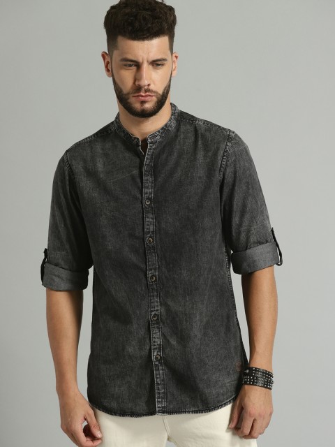 

Roadster Men Black Regular Fit Faded Casual Shirt