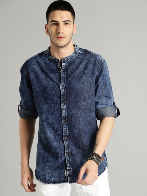 

Roadster Men Blue Slim Fit Faded Denim Shirt