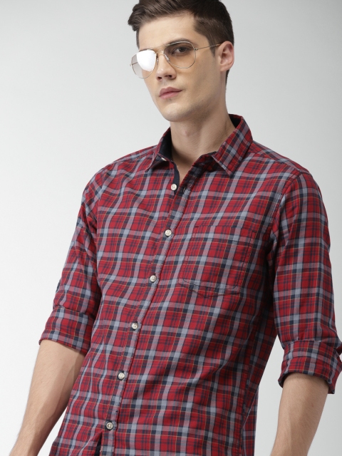 

Harvard Men Red & Navy Blue Checked Slim Fit Casual Shirt