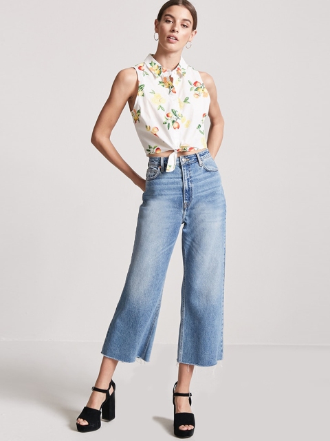 

FOREVER 21 Women White & Red Regular Fit Printed Casual Shirt