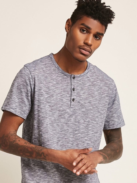 

FOREVER 21 Men Navy Solid Henley Neck T-shirt, Navy blue