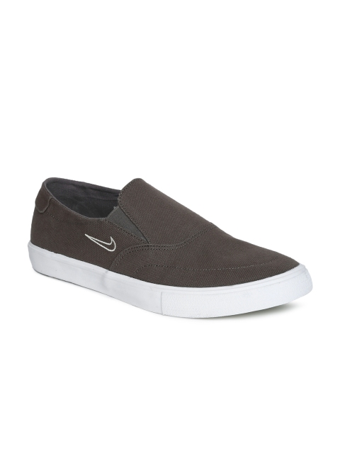 

Nike Men Brown SB PORTMORE II SLR SLP C Skateboarding Shoes