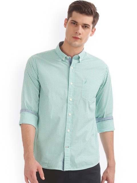 

Nautica Men Green & White Regular Fit Checked Casual Shirt