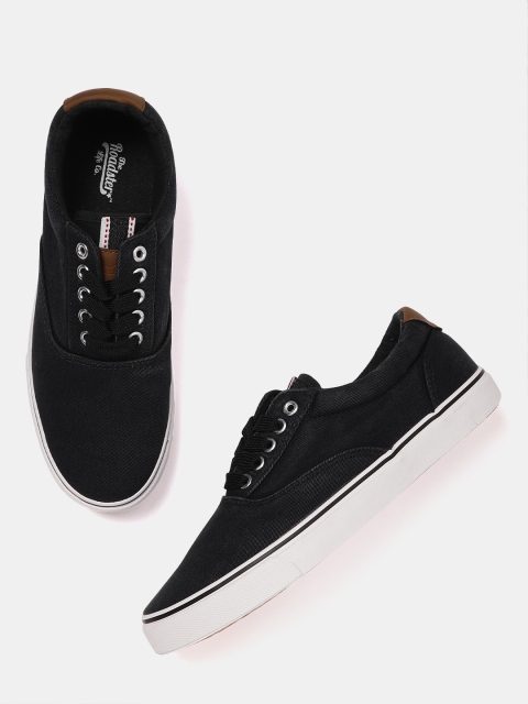 

Roadster Men Black Sneakers