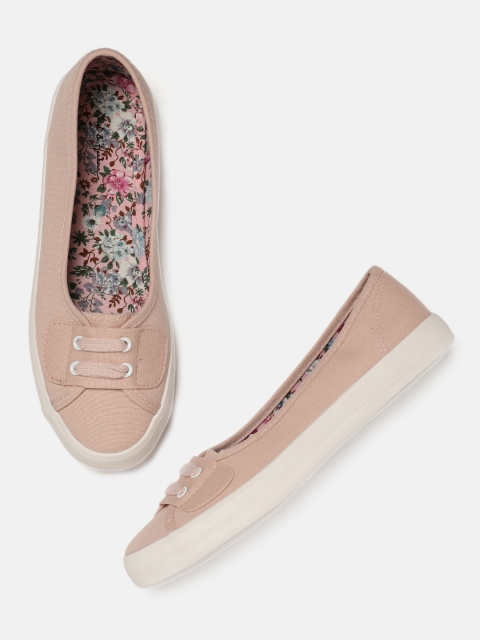 

Mast & Harbour Women Peach-Coloured Slip-On Sneakers