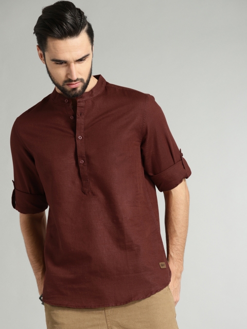 

Roadster Men Maroon Regular Fit Solid Casual Shirt