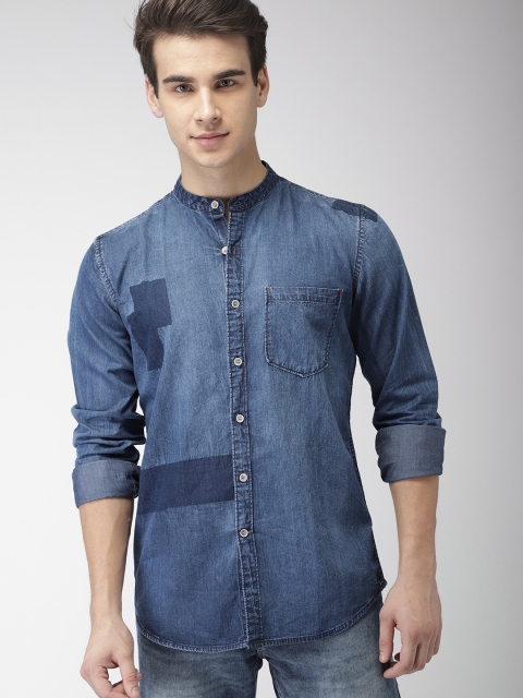 

Mast & Harbour Men Blue Regular Fit Faded Chambray Shirt