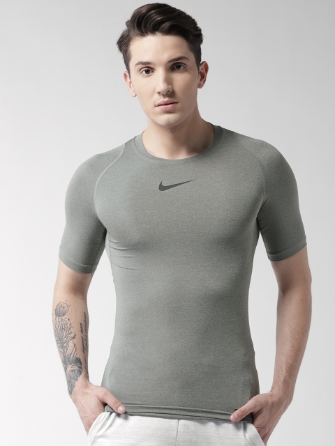 

Nike Men Charcoal Solid Round Neck T-shirt