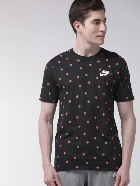 

Nike Men Black & Peach-Coloured NSW CNPT 4 Printed T-shirt