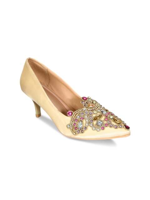 

Sherrif Shoes Women Gold-Toned Solid Pumps