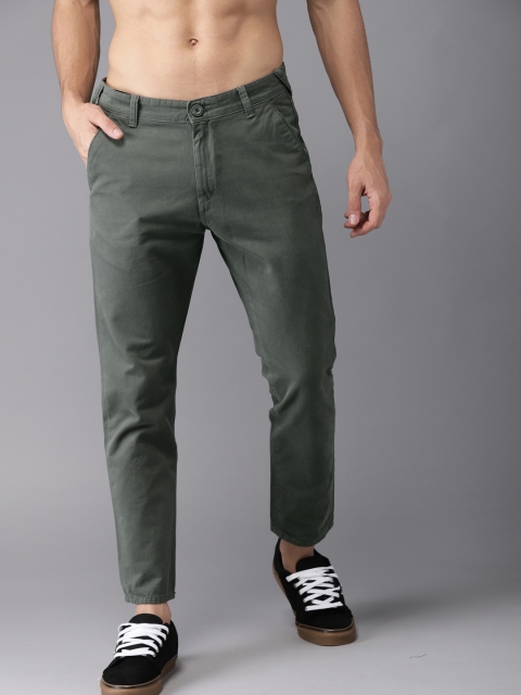 

HERE&NOW Men Green Slim Fit Solid Chinos