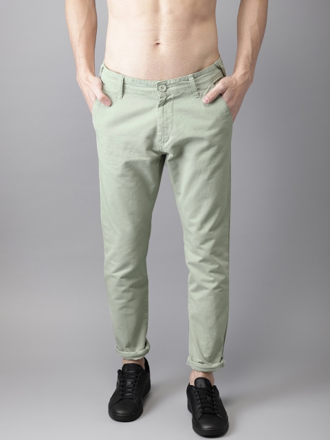 

HERE&NOW Men Green Slim Fit Solid Chinos