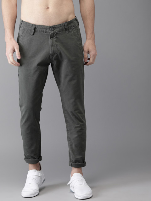 

HERE&NOW Men Grey Slim Fit Solid Chinos