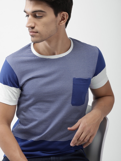

INVICTUS Men Blue Striped Round Neck T-shirt