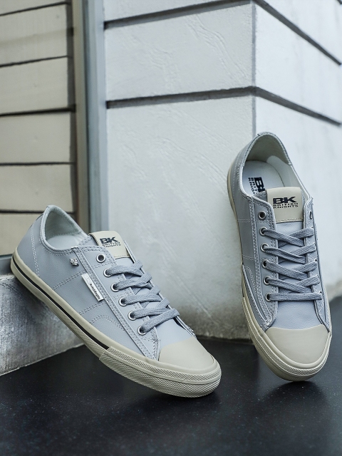 

BRITISH KNIGHTS Men Grey Sneakers