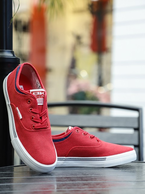 

BRITISH KNIGHTS Men Red Sneakers