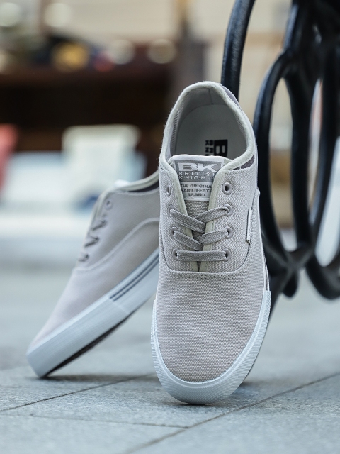 

BRITISH KNIGHTS Men Grey Sneakers