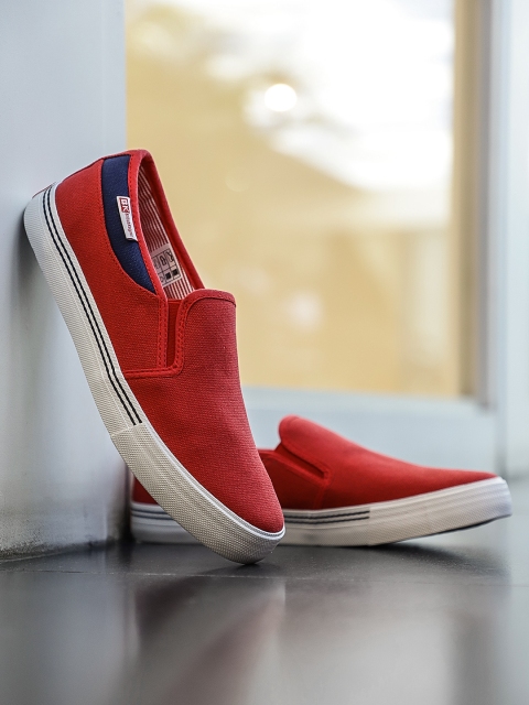 

BRITISH KNIGHTS Men Red Slip-On Sneakers