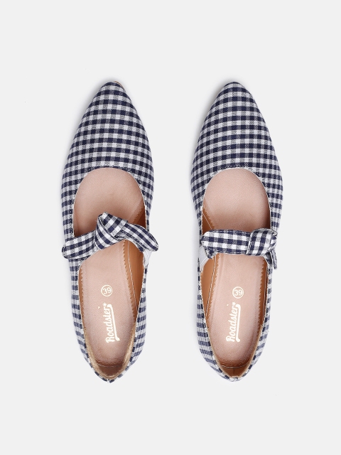 

Roadster Women Black Printed Canvas Ballerinas