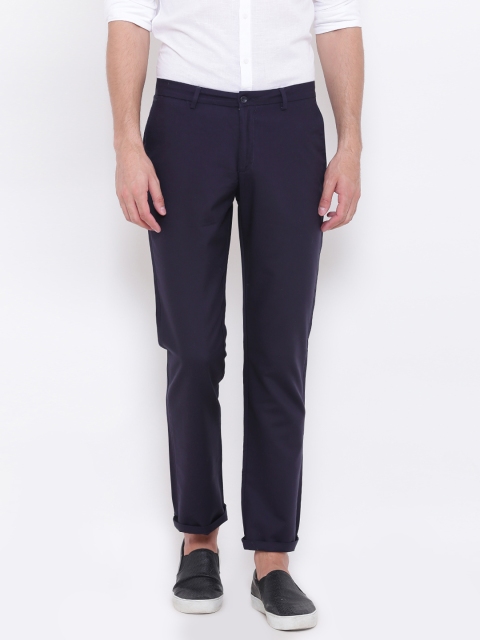 

Blackberrys Men Navy Regular Fit Solid Chinos, Navy blue