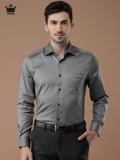

Louis Philippe Men Grey Classic Regular Fit Solid Formal Shirt