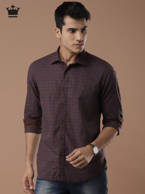 

Louis Philippe Sport Men Brown & Navy Blue Super Slim Fit Checked Casual Shirt