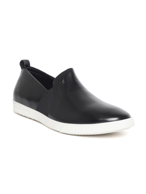 

Blackberrys Men Black Slip-On Leather Sneakers