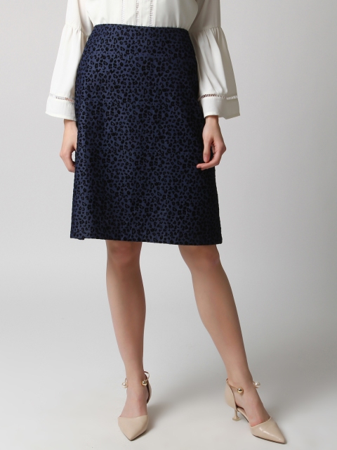 

RARE Women Blue & Black Printed Straight Skirt