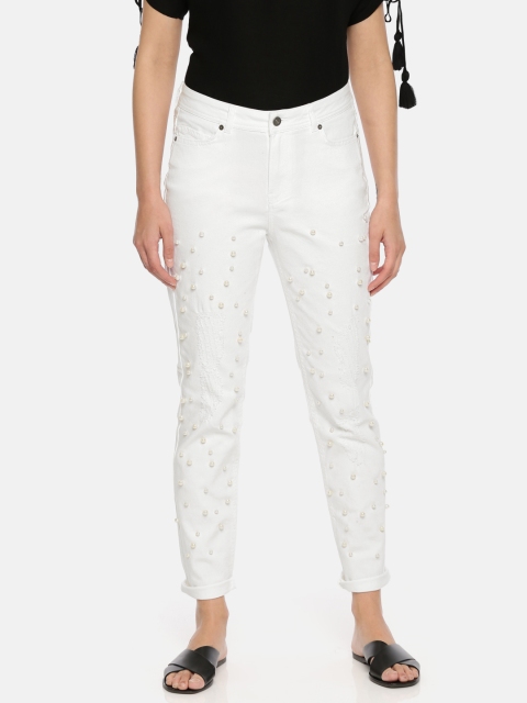 

Vero Moda Women White Relaxed Fit Mid-Rise Mildly Distressed Stretchable Jeans