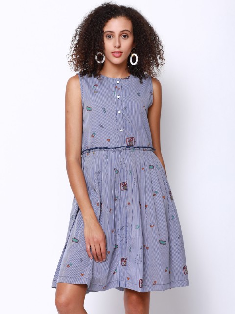 

Tokyo Talkies Women Blue Printed Fit and Flare Dress