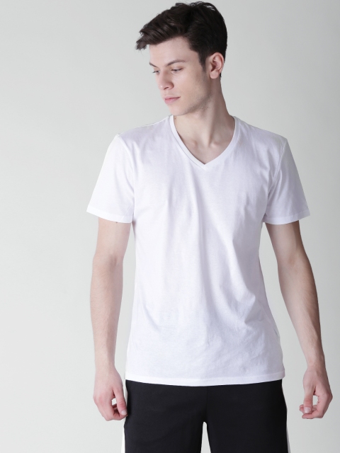 

FOREVER 21 Men White Solid V-Neck T-shirt