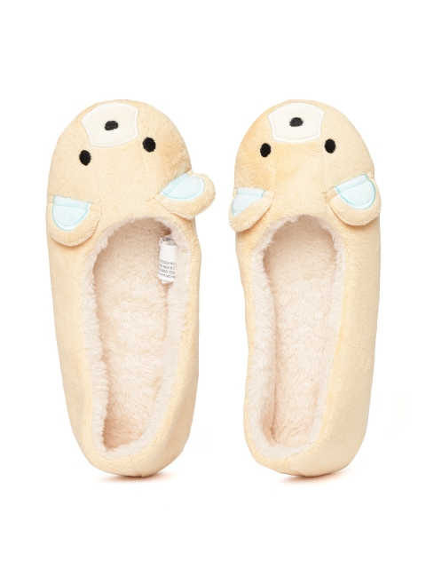 

FOREVER 21 Women Beige Solid Room Slippers