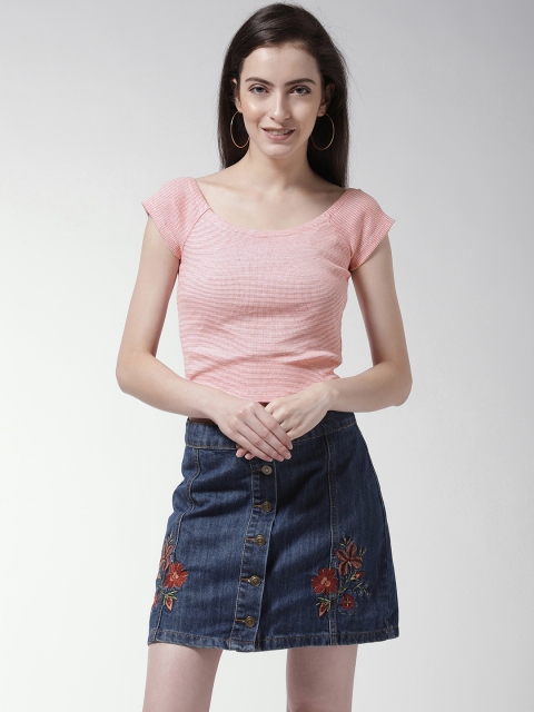 

FOREVER 21 Women Red & White Self-Design Crop Fitted Top