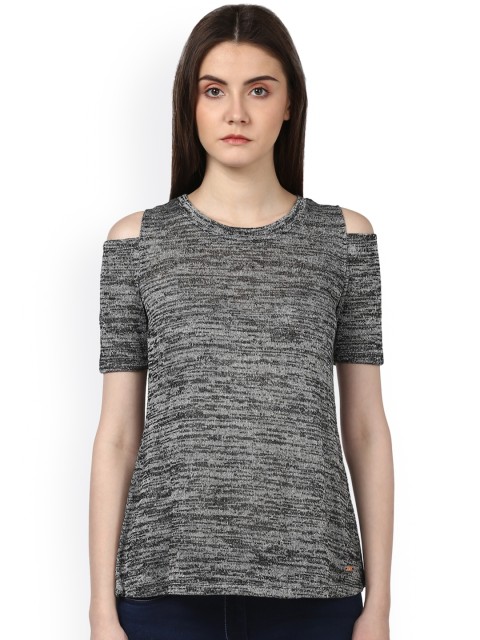 

Park Avenue Women Grey Solid Round Neck T-shirt