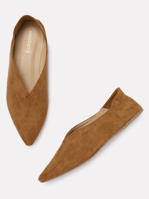 

DressBerry Women Brown Solid Synthetic Flat Shoes
