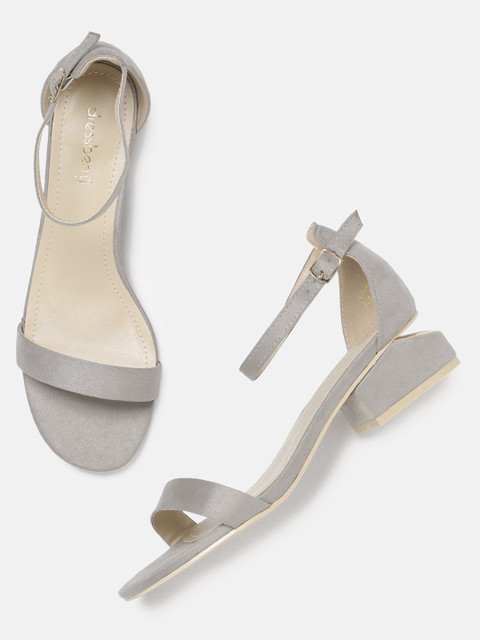 

DressBerry Women Grey Solid Open Toe Flats