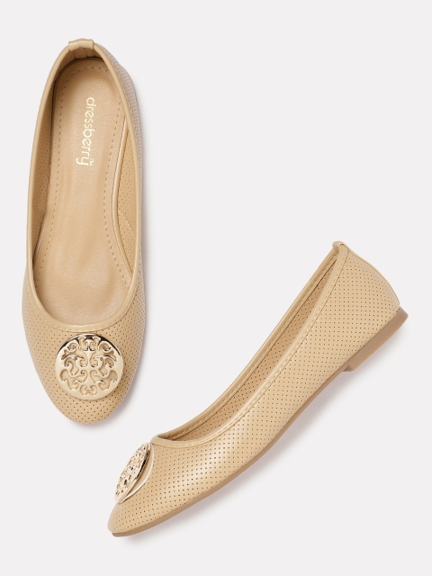 

DressBerry Women Beige Textured Synthetic Ballerinas