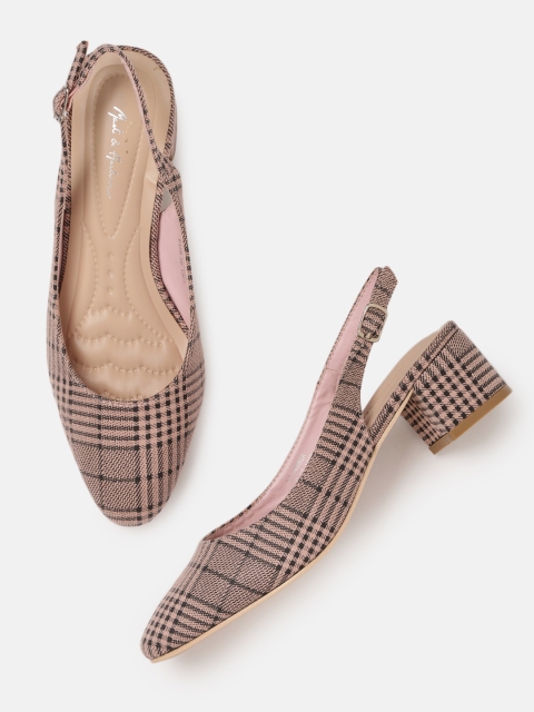 

Mast & Harbour Women Pink and Black Printed Sandals