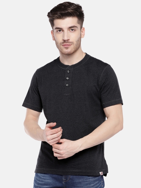 

Jockey Men Charcoal Grey Solid Henley Neck T-shirt