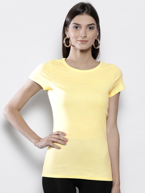 

DOROTHY PERKINS Women Yellow Round Neck T-shirt